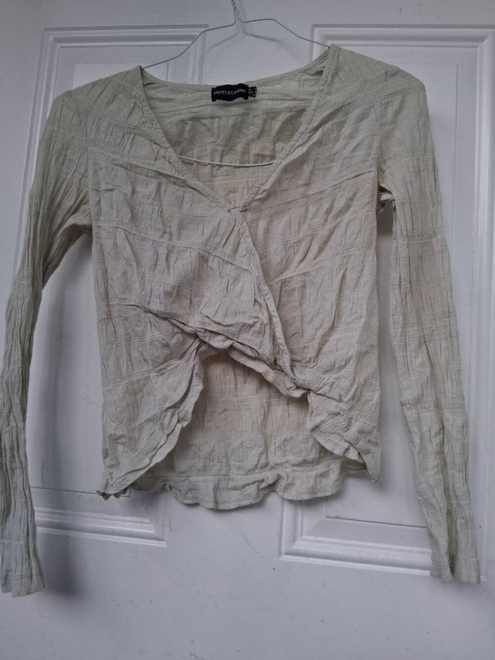 Pale green cotton long-sleeve wrap shirt Pretty Little Thing size 0 95% cotton